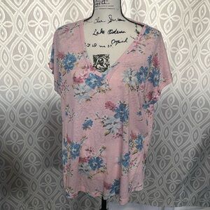 Pink floral top by Collections by Bobeau